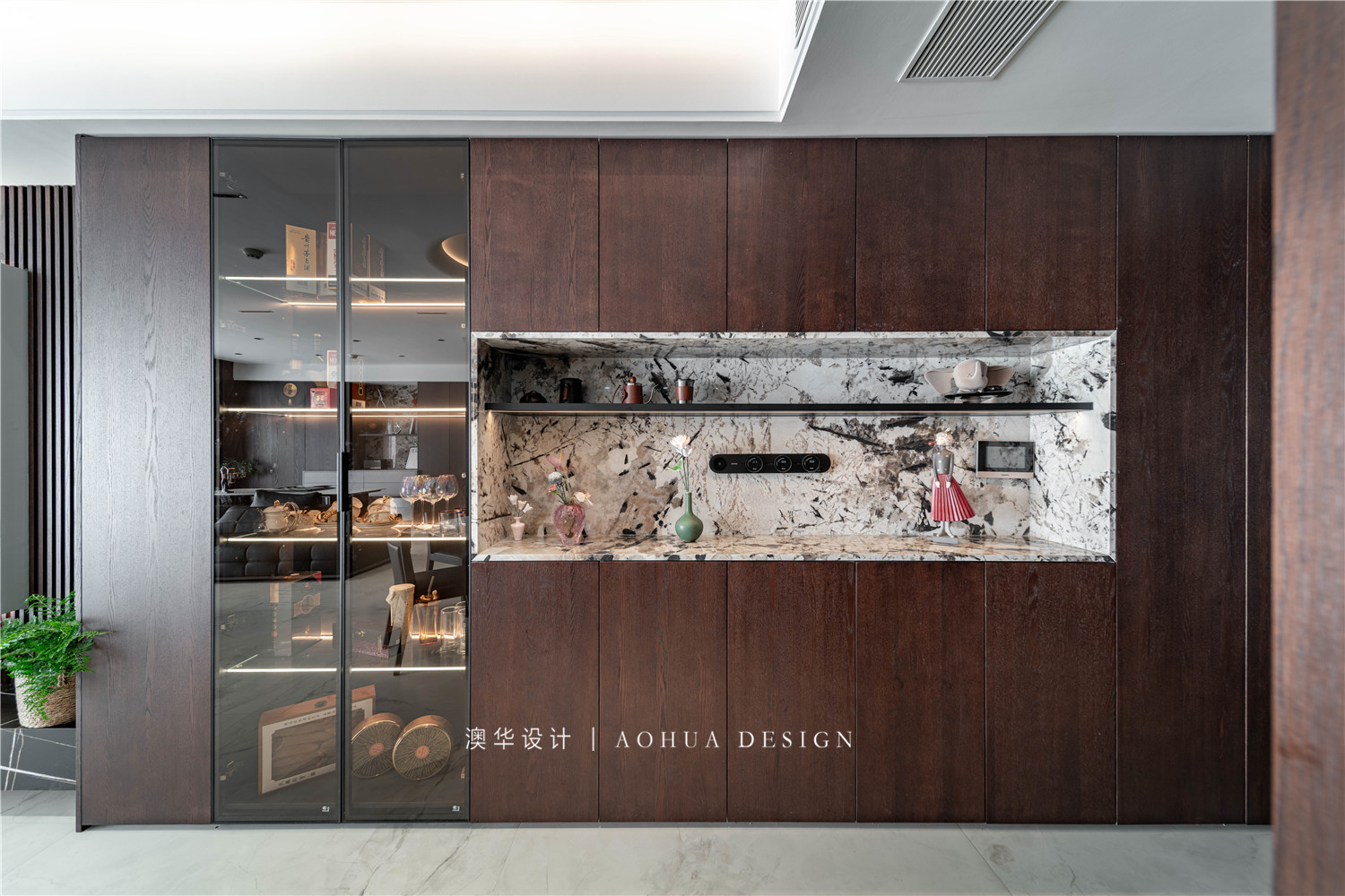 华侨城欢乐天际装修,意式轻奢风格